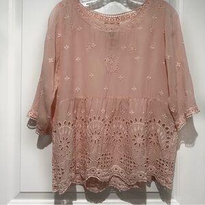 JOHNNY WAS Tunic Top Embroidered Peach Size XS Preppy Boho Travel Comfort